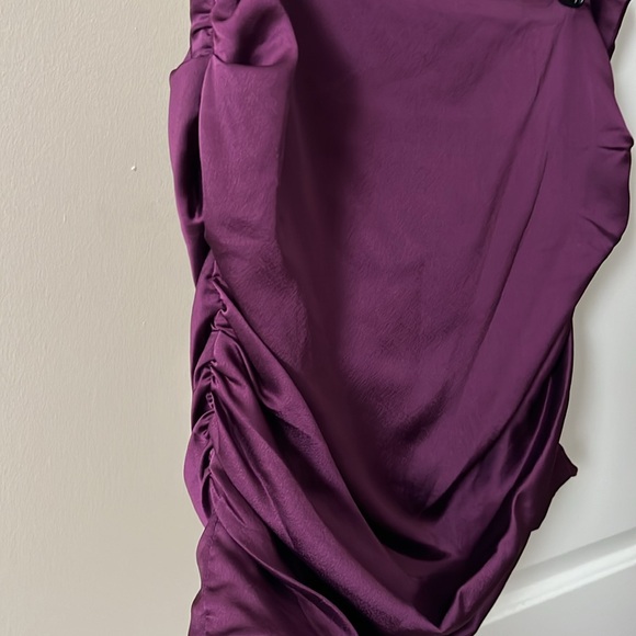 Cropped satin skirt set - Picture 5 of 8